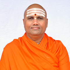 <h3><font color="#b7220b">Sri Purushothamananda Puri Swamiji</font></h3>